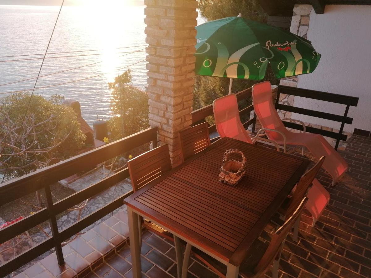 ビビニェ House First Row By The Seaヴィラ エクステリア 写真